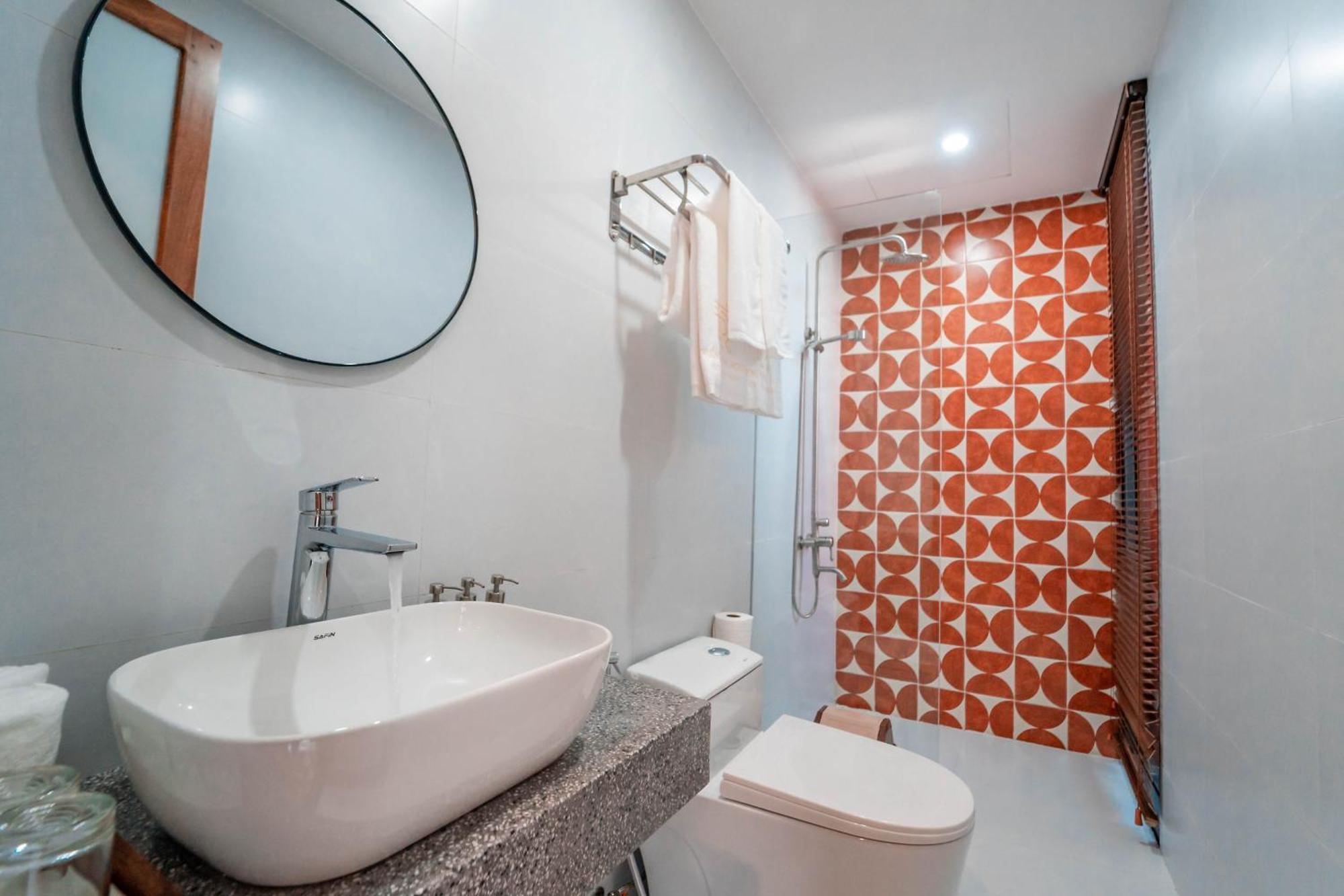 Truong Phu House - Hotel & Apartment Hue Buitenkant foto