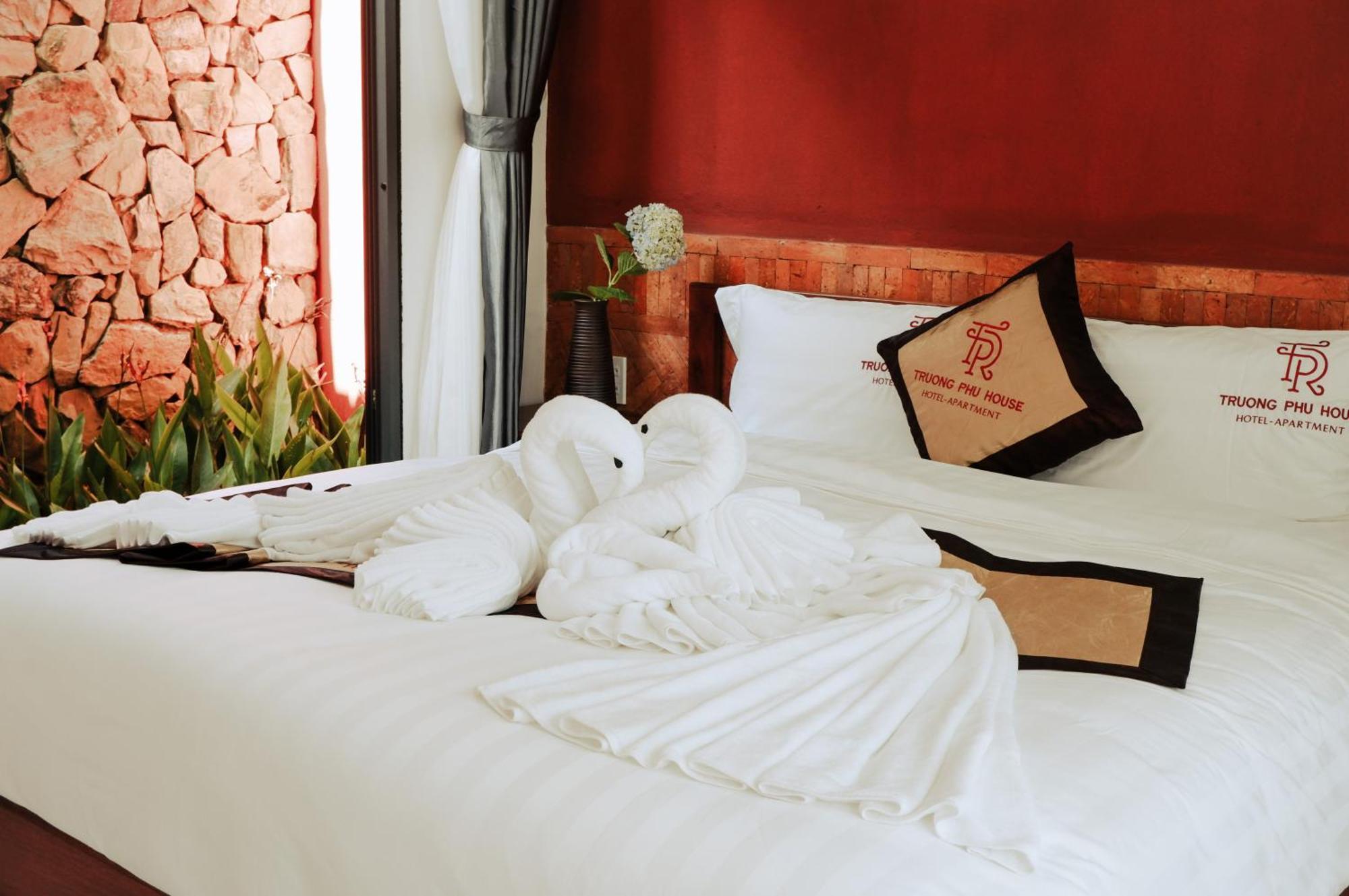 Truong Phu House - Hotel & Apartment Hue Buitenkant foto